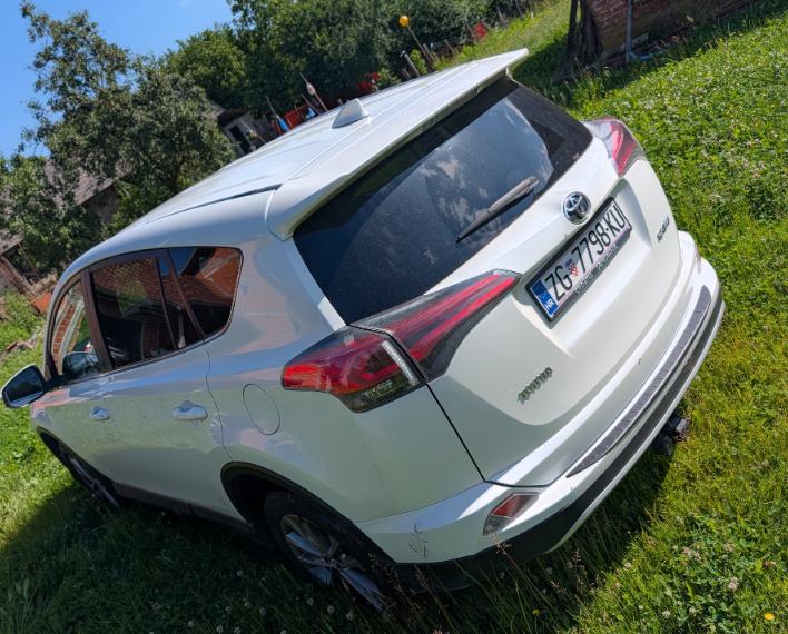 Toyota RAV4 2,0 D-4D, pogled izvana - slika 4