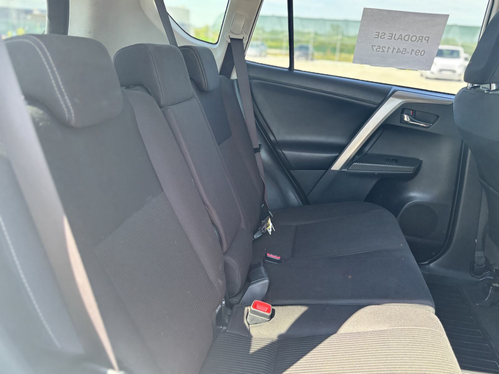 Toyota RAV4 2,0 D-4D, fotografija 13