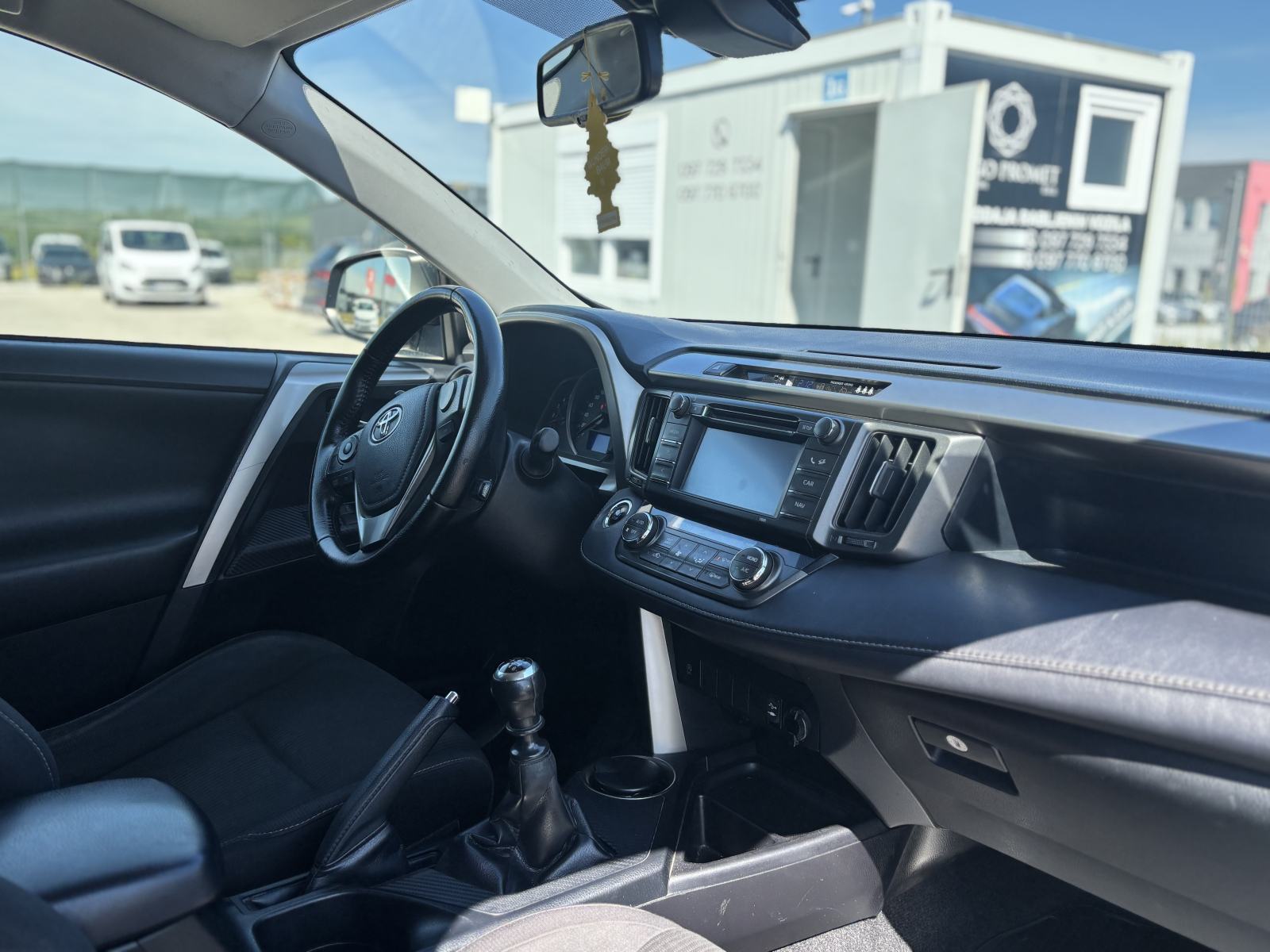 Toyota RAV4 2,0 D-4D, fotografija 11
