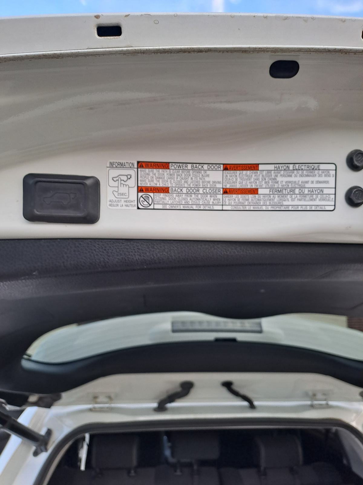 Toyota RAV4 2,0 D-4D, fotografija 3
