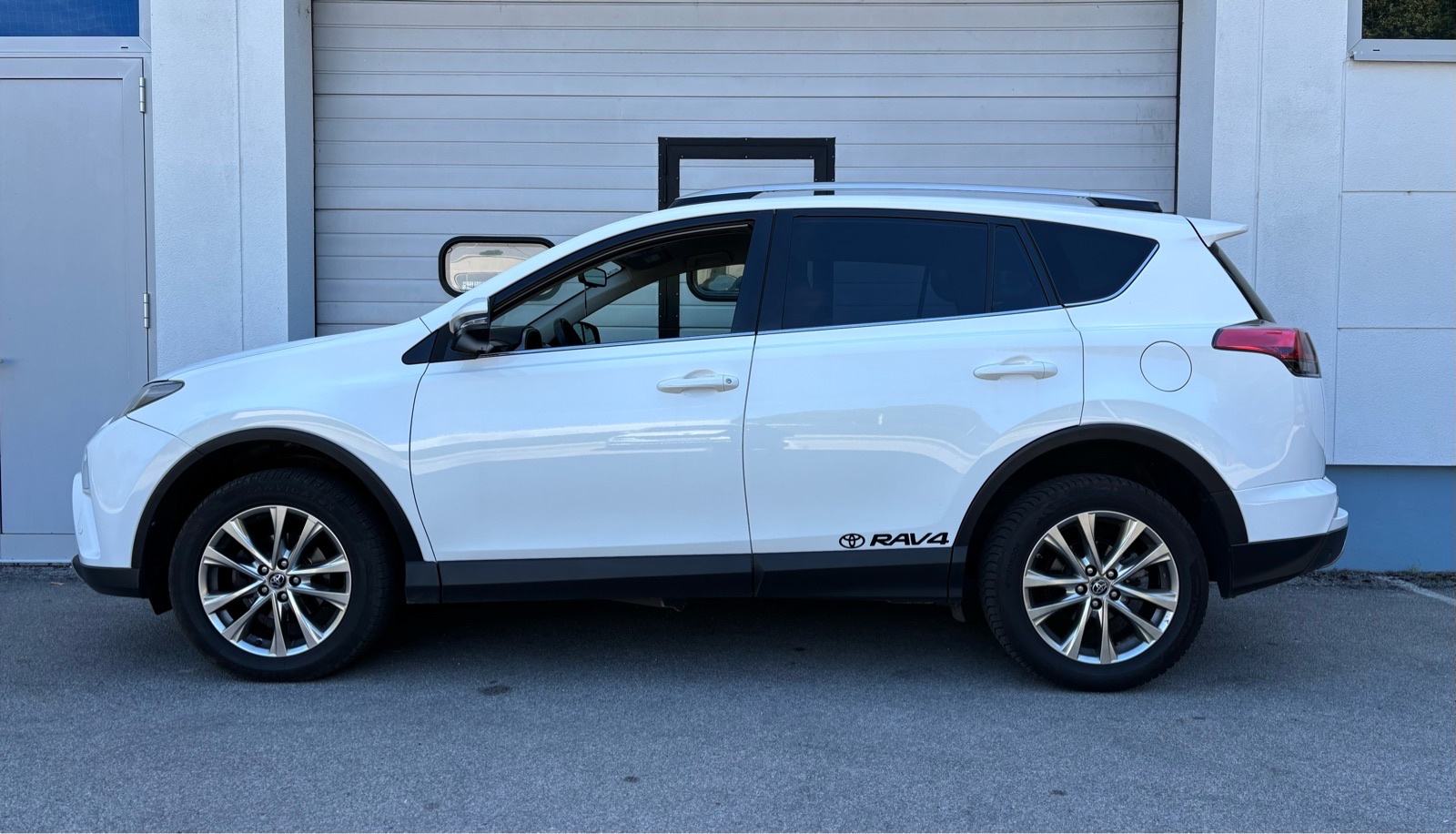 Toyota Rav4 2.0 D4-D , 105kw , 2016g, 240tkm, fotografija 8