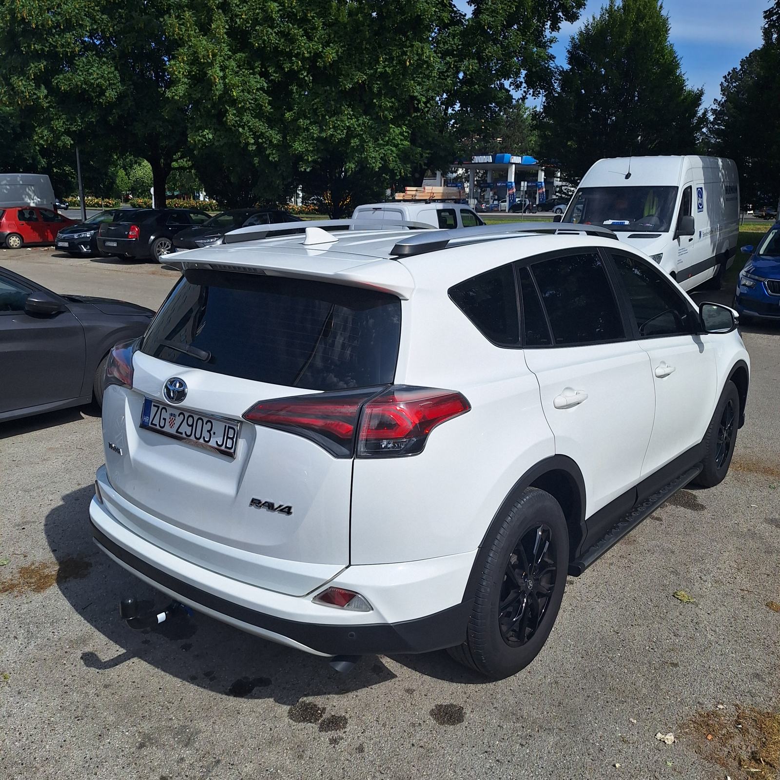 Toyota RAV4 2,0 diesel, 143 KS, odlično stanje., fotografija 5