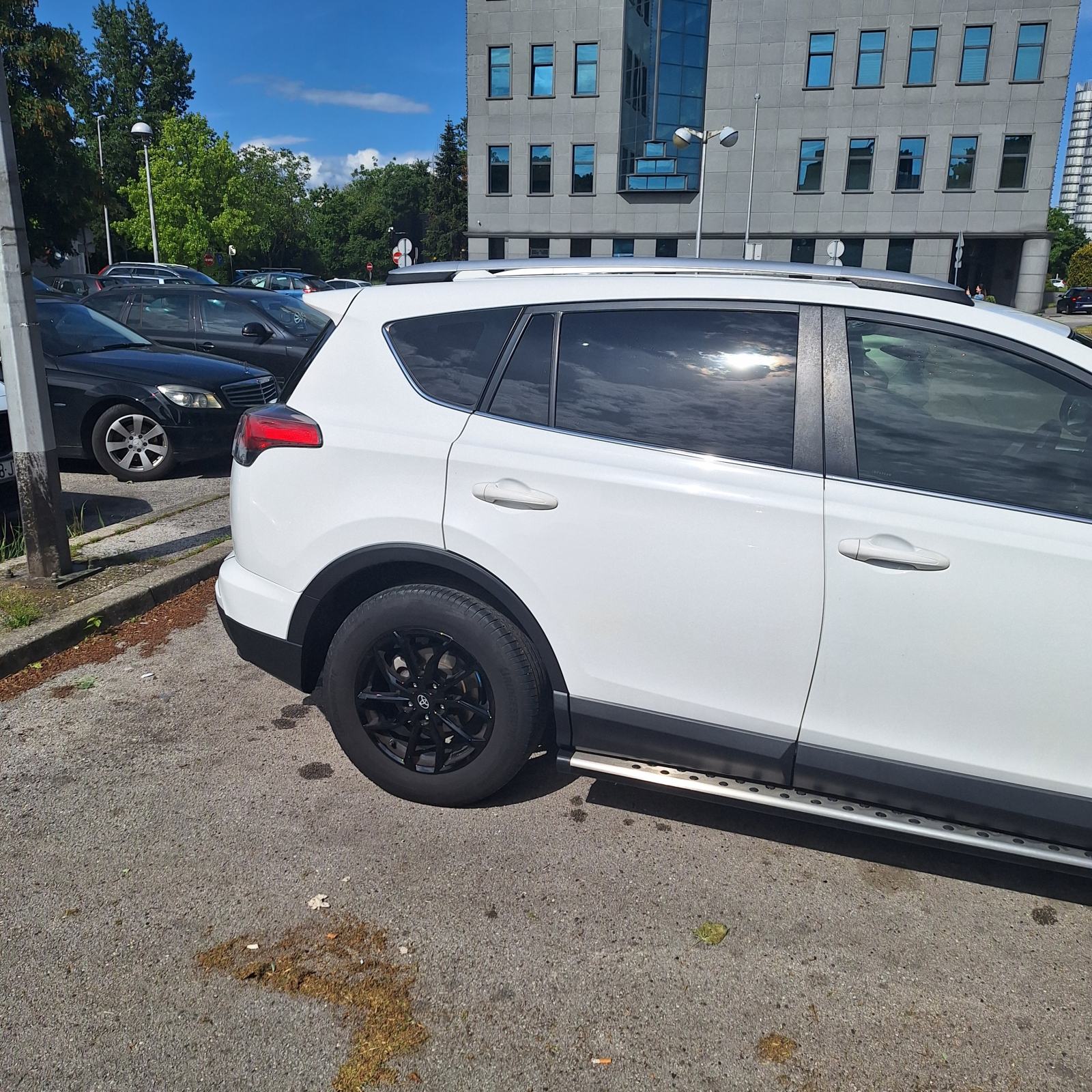 Toyota RAV4 2,0 diesel, 143 KS, odlično stanje., fotografija 8