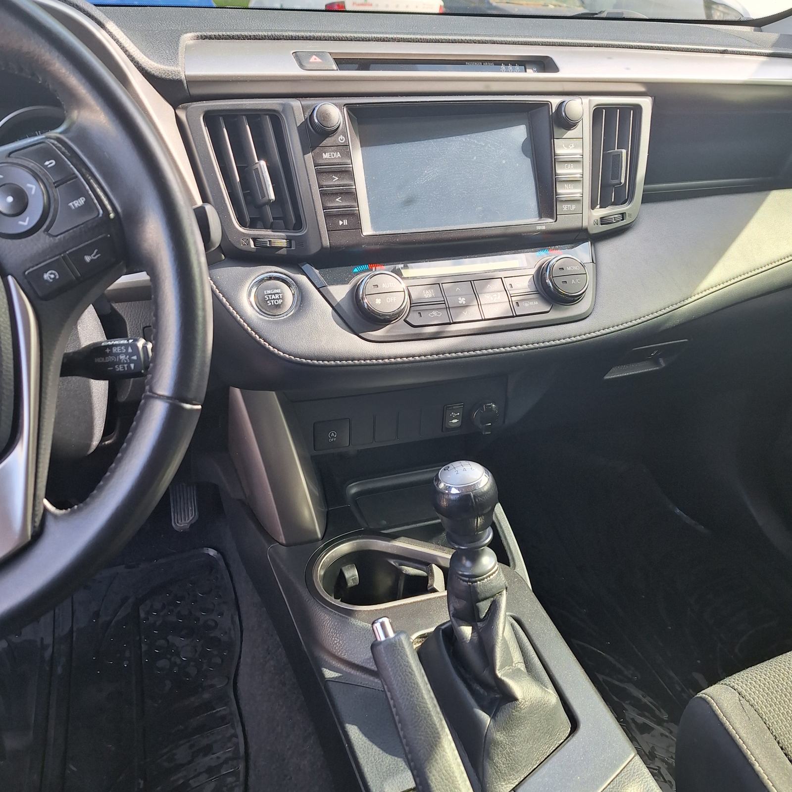 Toyota RAV4 2,0 diesel, 143 KS, odlično stanje., fotografija 12