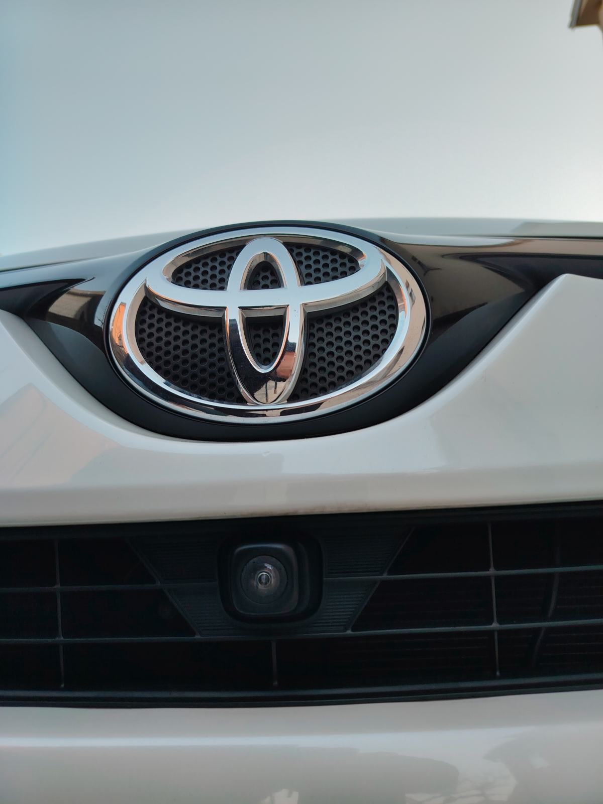 Toyota RAV4, upravo reg. do 5mj/27, fotografija 3