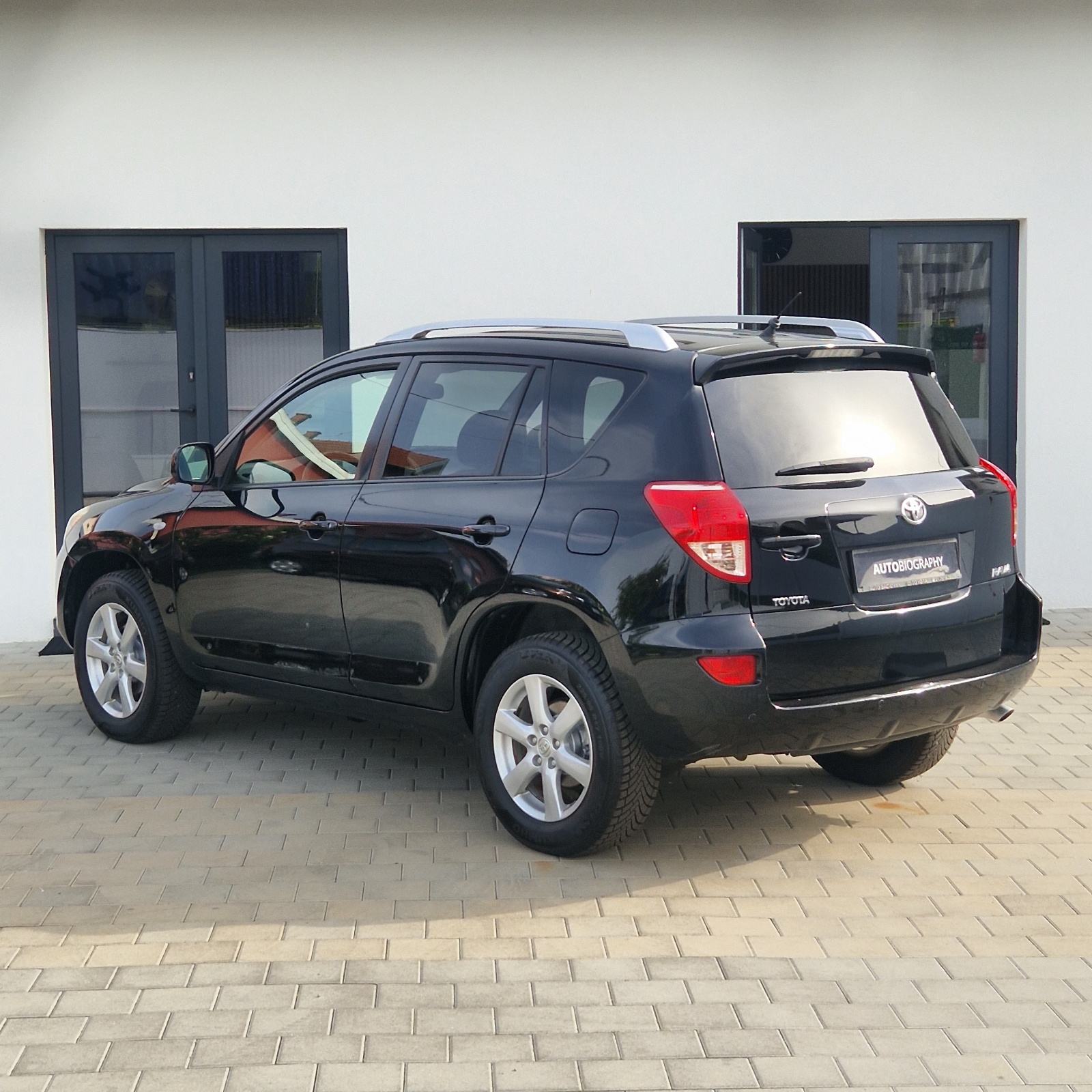 Toyota RAV4 2,0 VVT-i Automatik 4x4 •HR auto • 149.ooo km, fotografija 5
