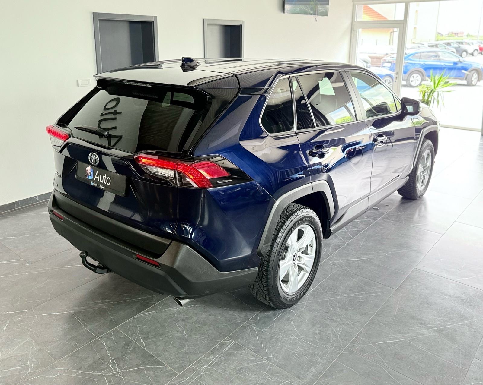Toyota RAV4 2.0i 2WD•Led,ACC,Alu 17”,112000km,Jamstvo 5 g. •, fotografija 8