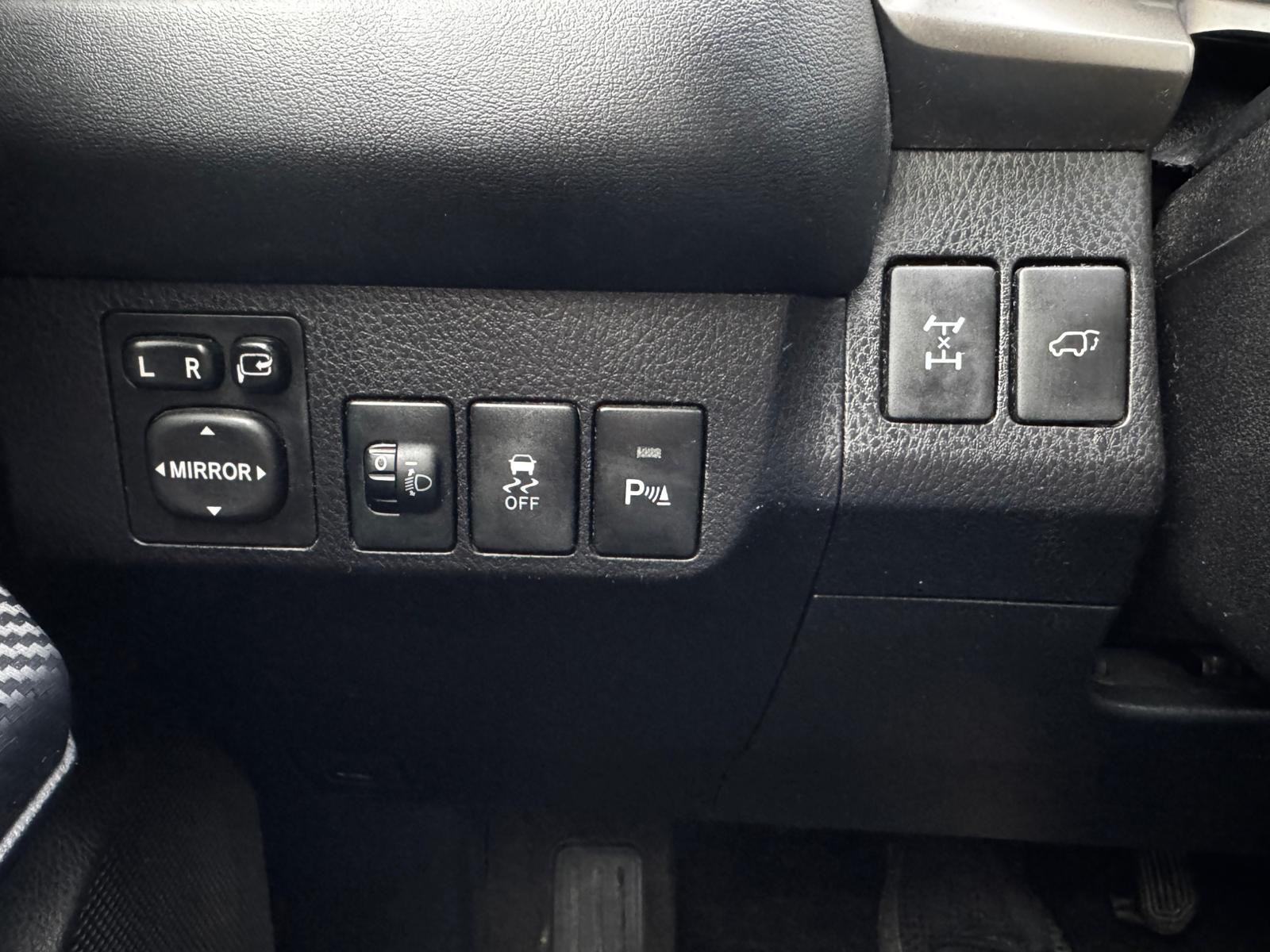 Toyota RAV4 2,2 automatik, servisna povijest, navi, alu, gr.sjedala, fotografija 15