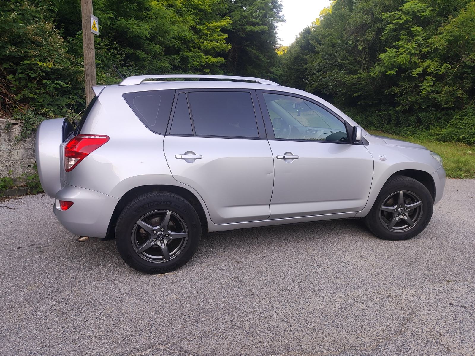 Toyota RAV4 2,2 D-4D, fotografija 6