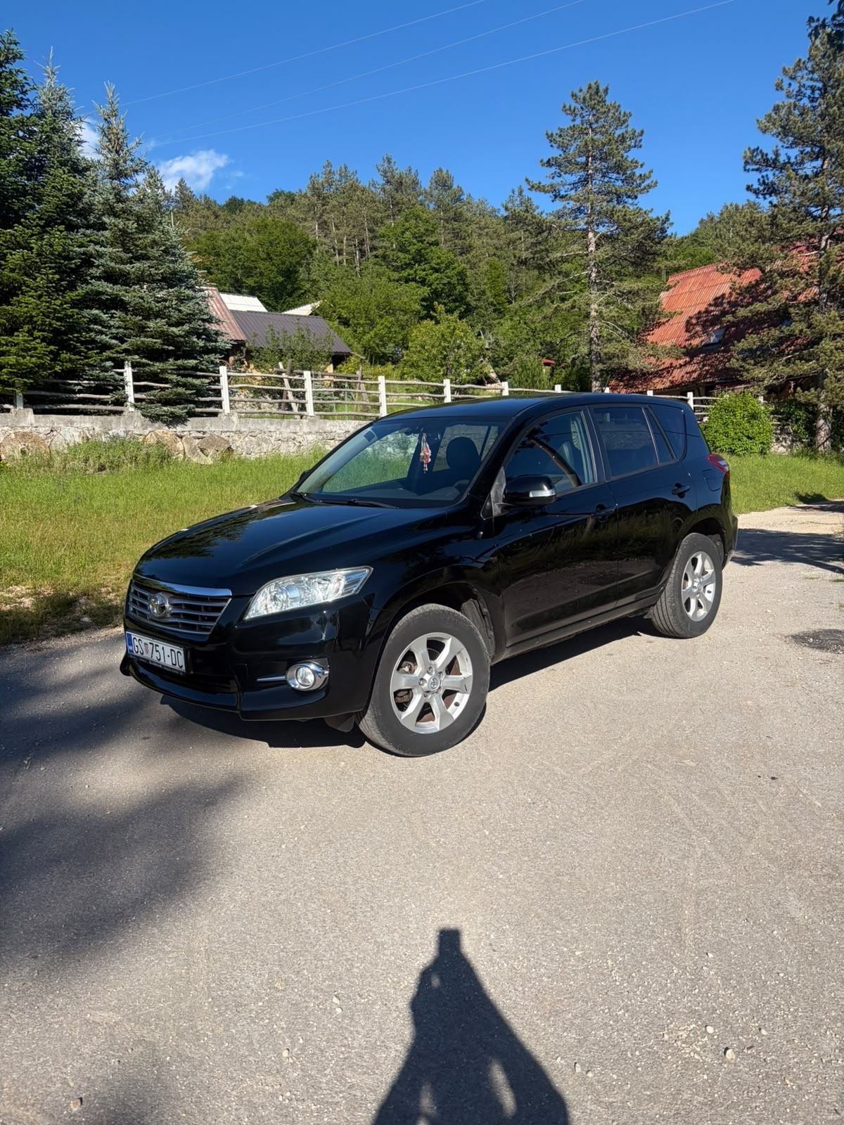 Toyota RAV4 2,2 D-4D, fotografija 2