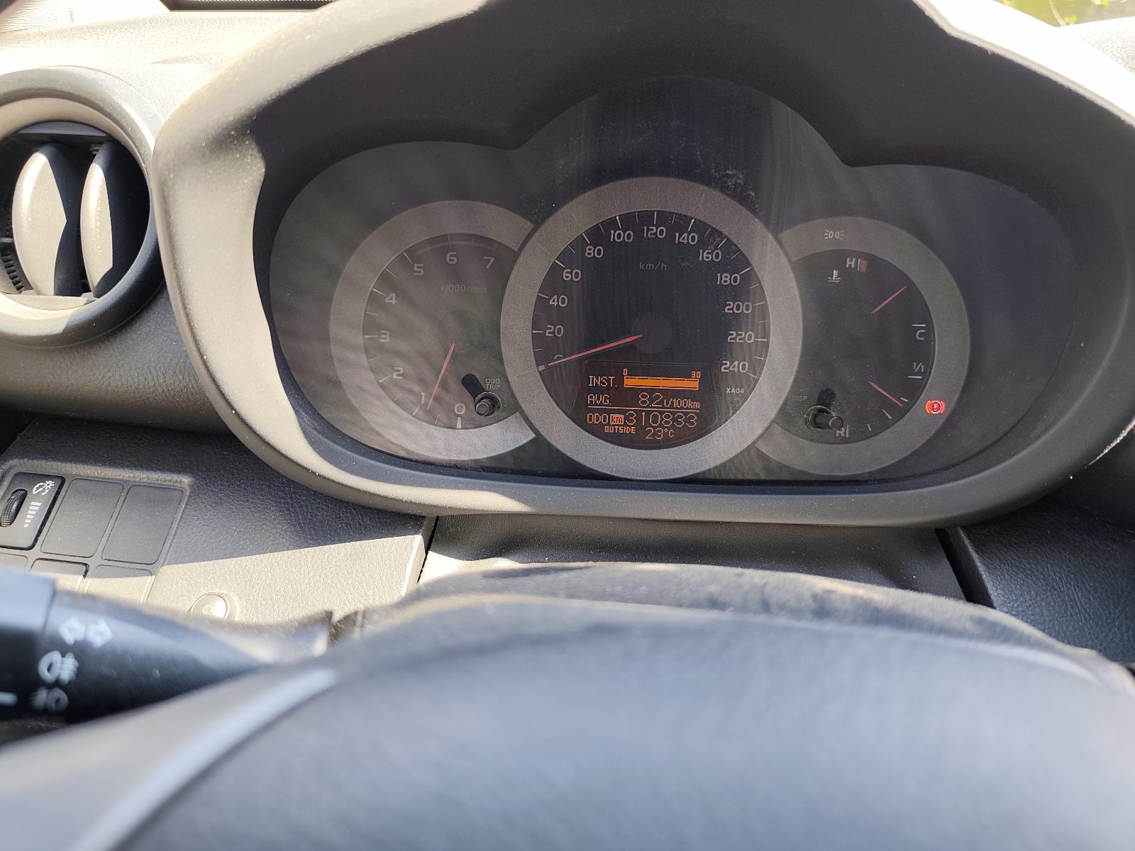 Toyota RAV4 2,2 D-4D, fotografija 20