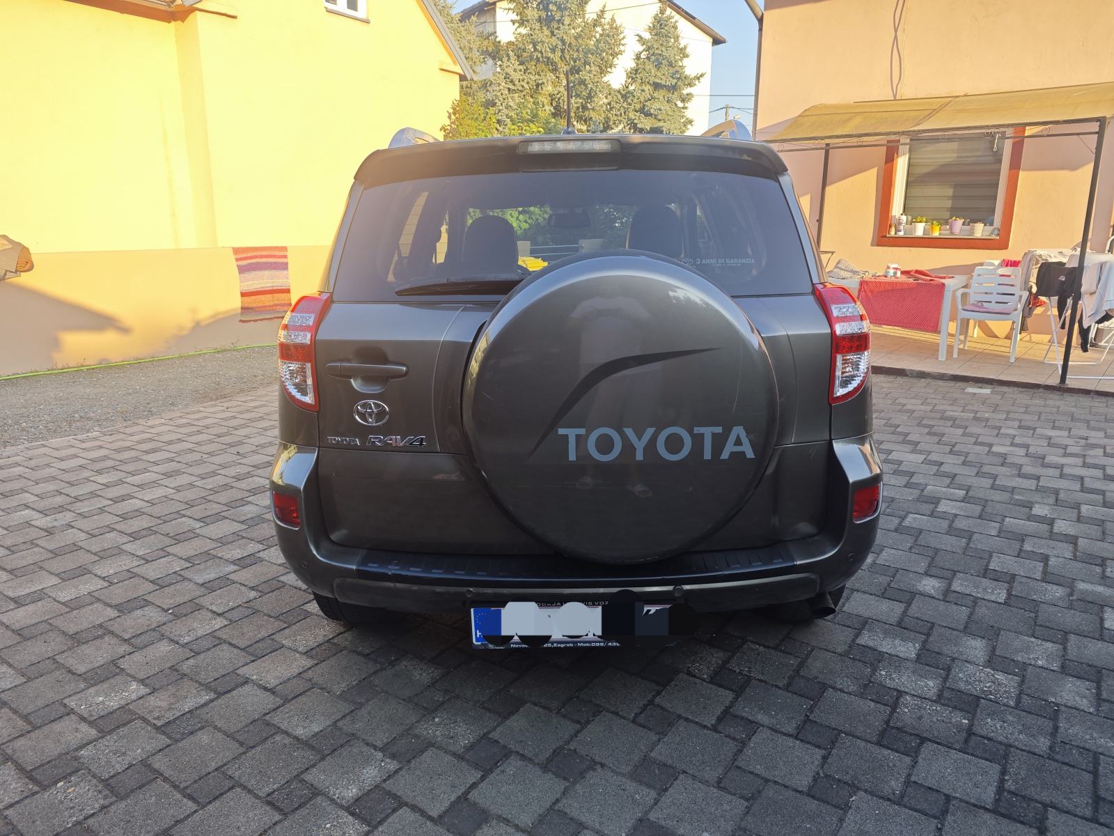 Toyota RAV4 2,2 D-4D Sport, fotografija 6