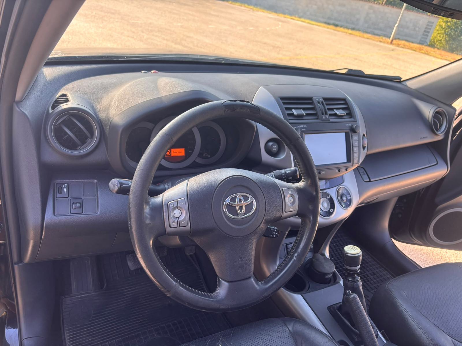 Toyota RAV4 2.2 D-CAT, fotografija 10