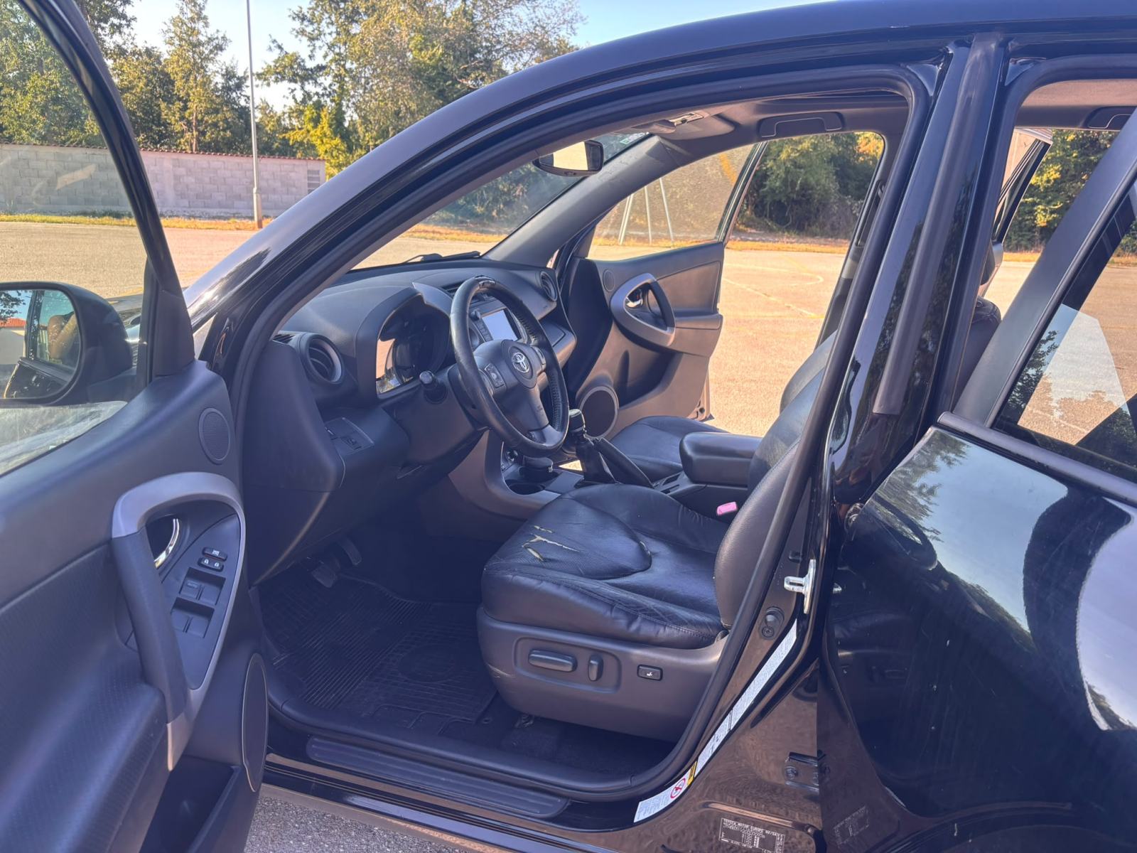 Toyota RAV4 2.2 D-CAT, fotografija 11