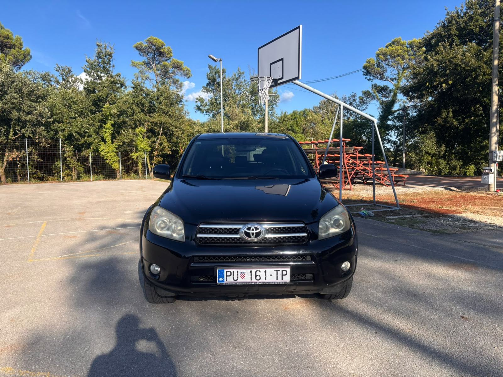 Toyota RAV4 2.2 D-CAT, fotografija 3
