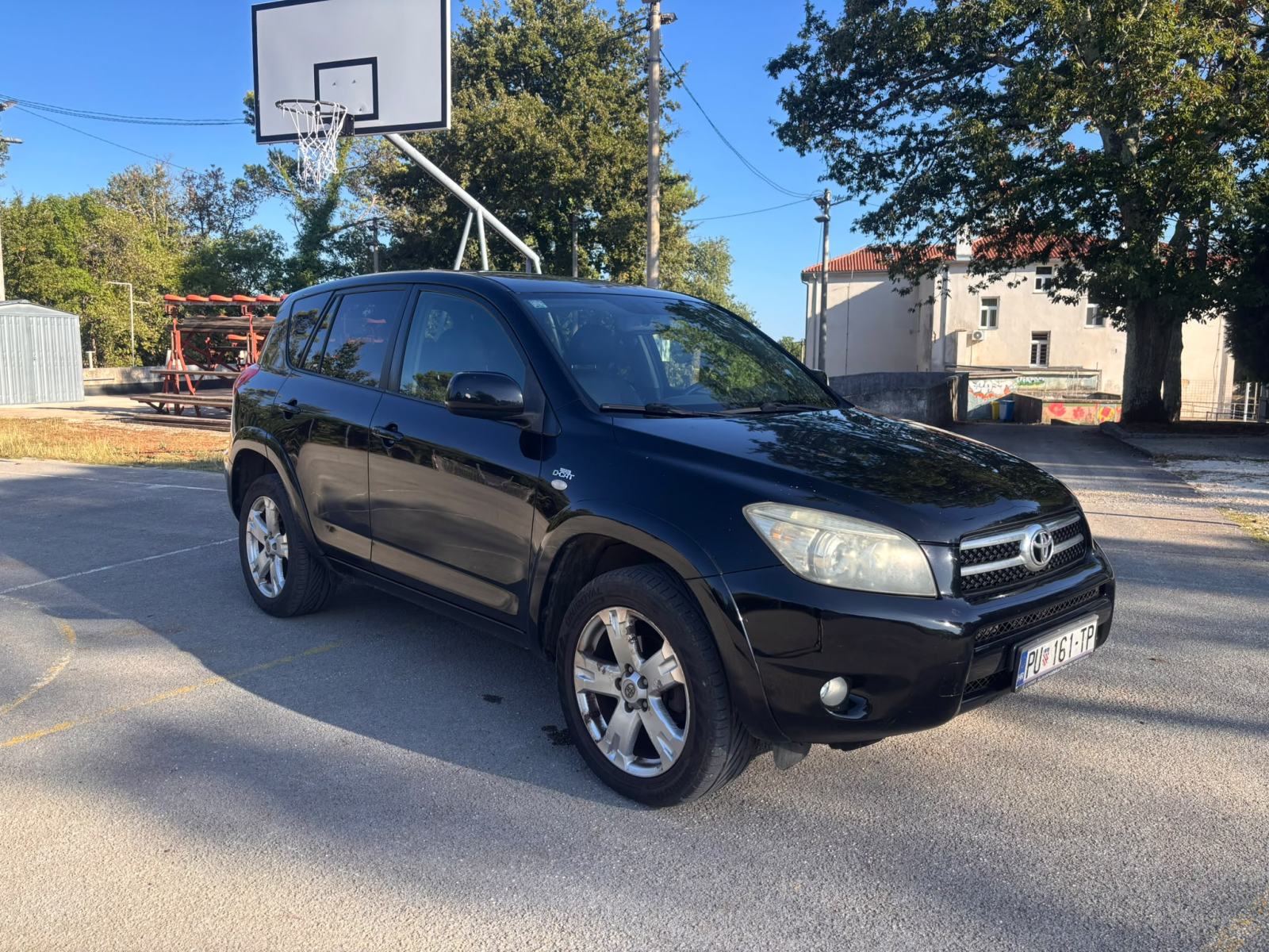 Toyota RAV4 2.2 D-CAT, fotografija 1