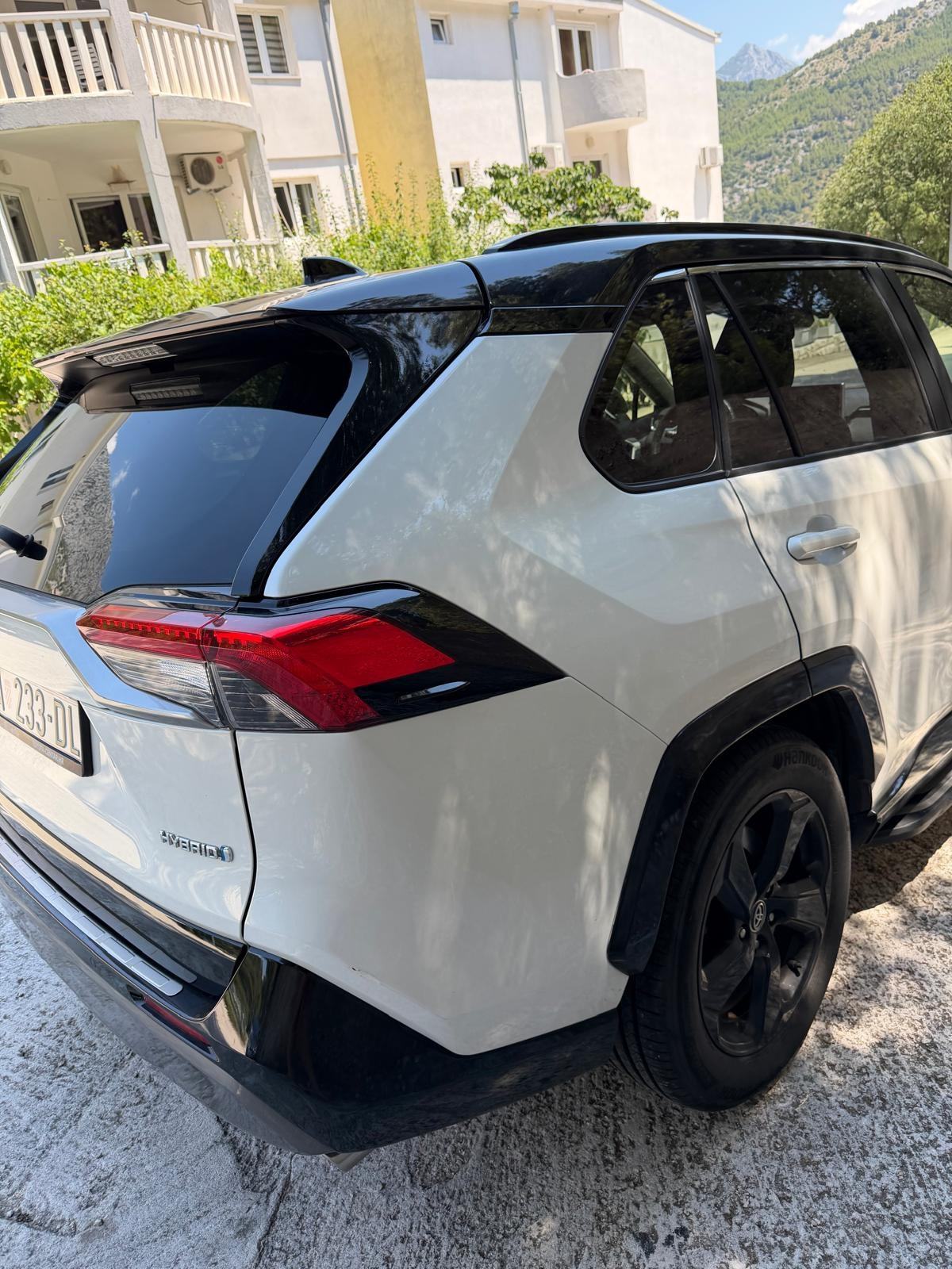 Toyota RAV4 2,5 automatik FULL OPREMA, fotografija 7