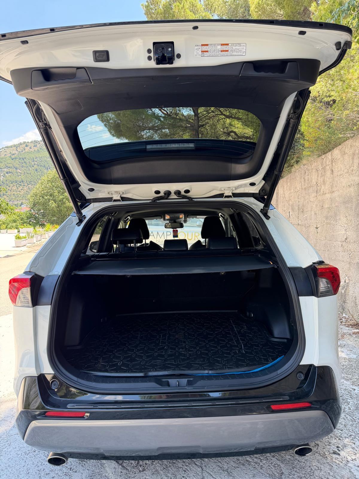 Toyota RAV4 2,5 automatik FULL OPREMA, fotografija 15