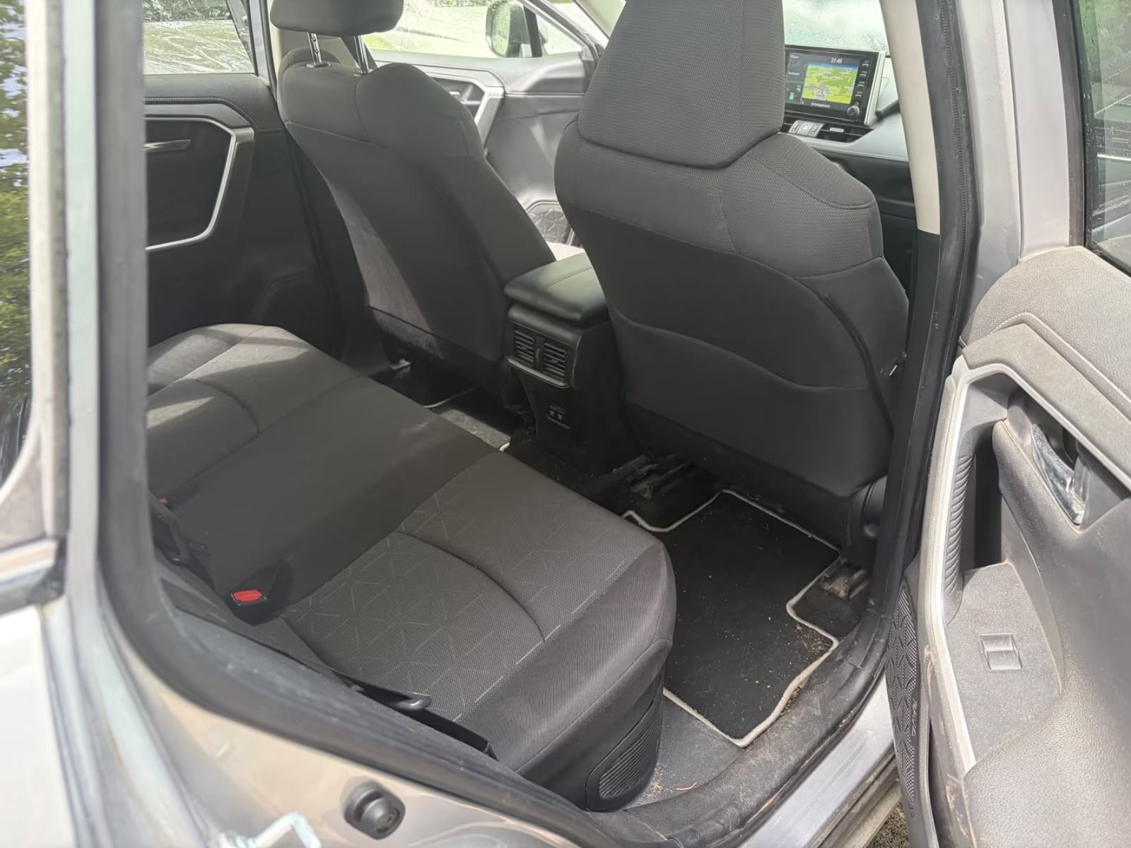 Toyota RAV4 2,5 automatik, fotografija 8
