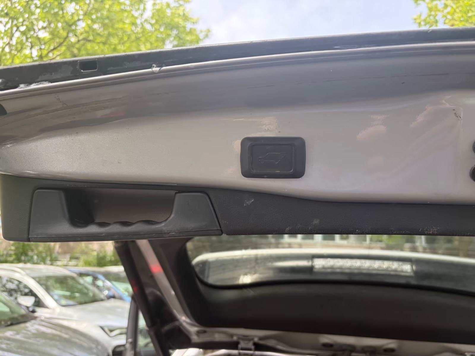 Toyota RAV4 2,5 automatik, fotografija 13