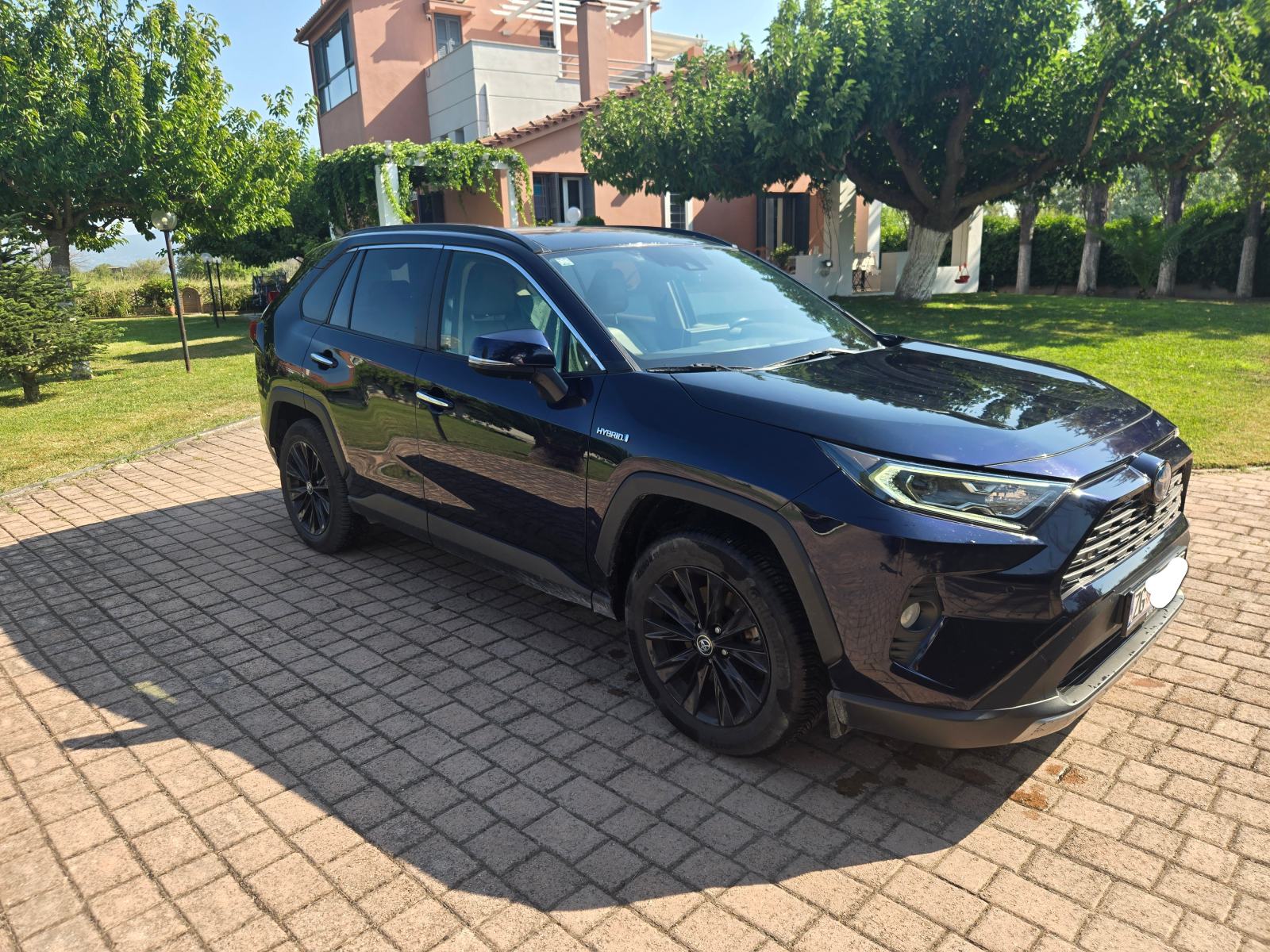 Toyota RAV4 2,5 AWD Hybrid - 4 GOD JAMSTVA, ODLIČNO STANJE!, fotografija 8