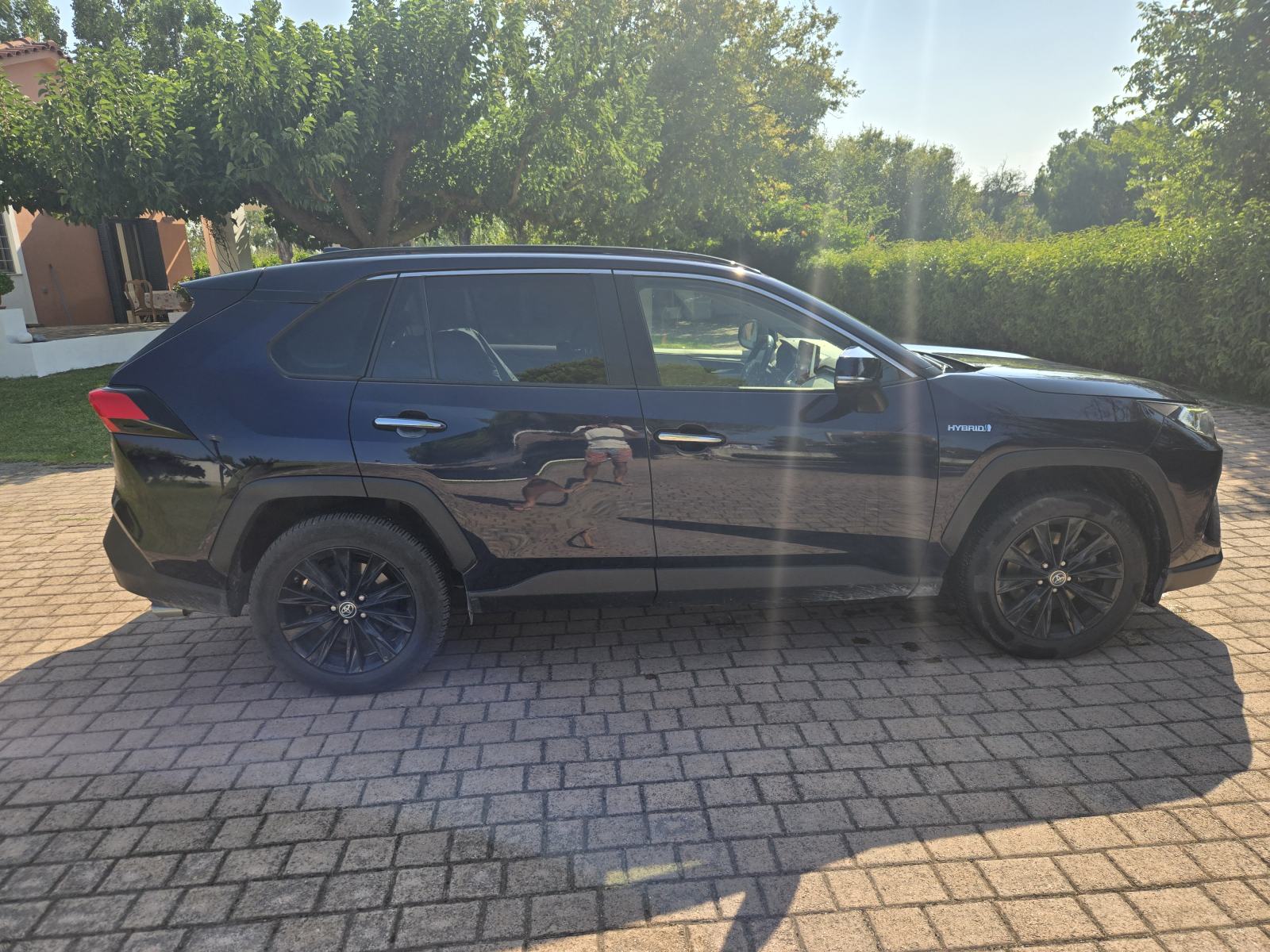 Toyota RAV4 2,5 AWD Hybrid - 4 GOD JAMSTVA, ODLIČNO STANJE!, fotografija 7