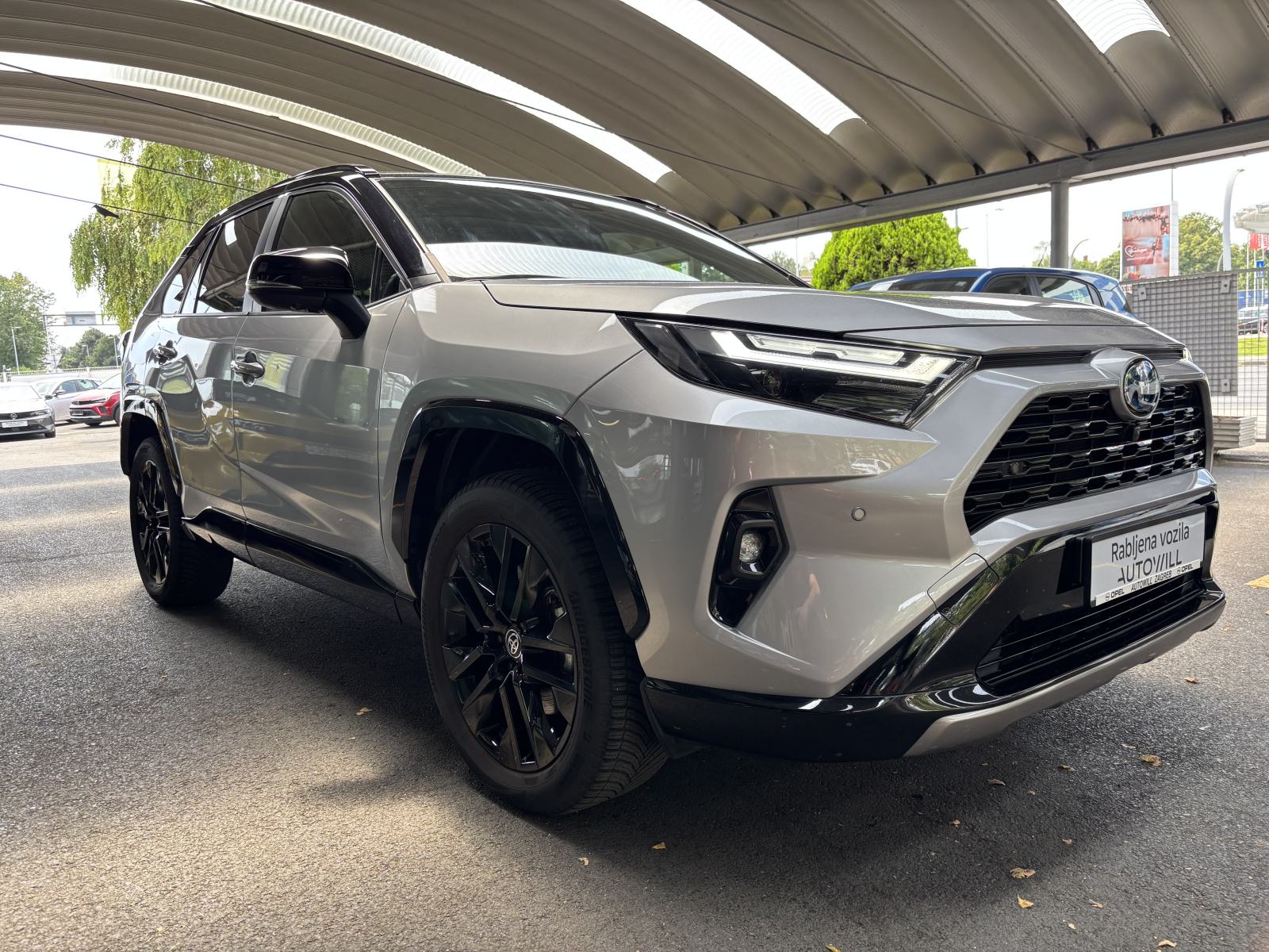 Toyota RAV4 2,5 HEV STYLE TECH *LEASING BEZ UČEŠĆA!, fotografija 3