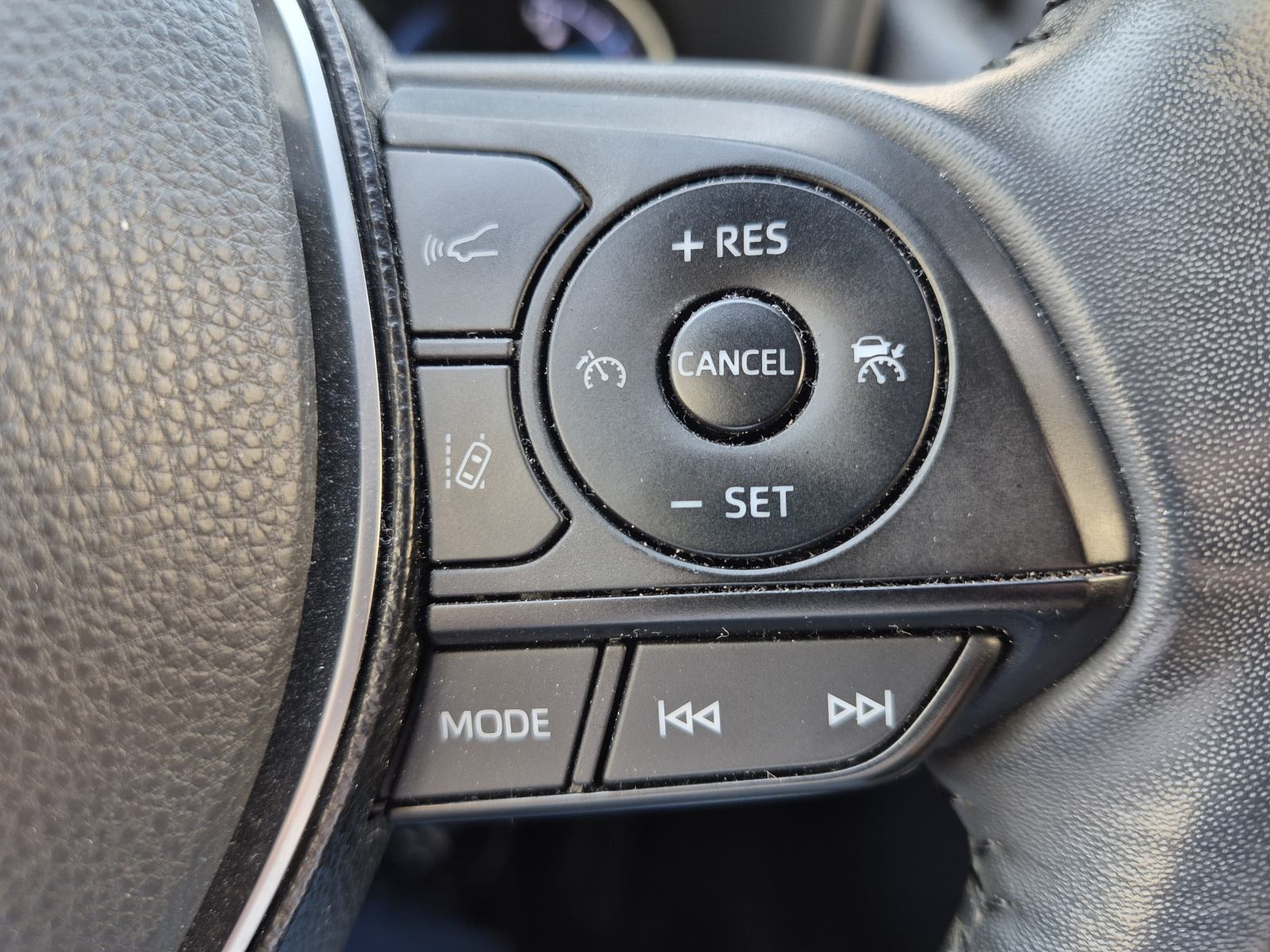 Toyota RAV4 2,5 HIBRID, KOŽA, GRIJANJE SJEDALA. HR JAMSTVO, NAVI..., fotografija 13