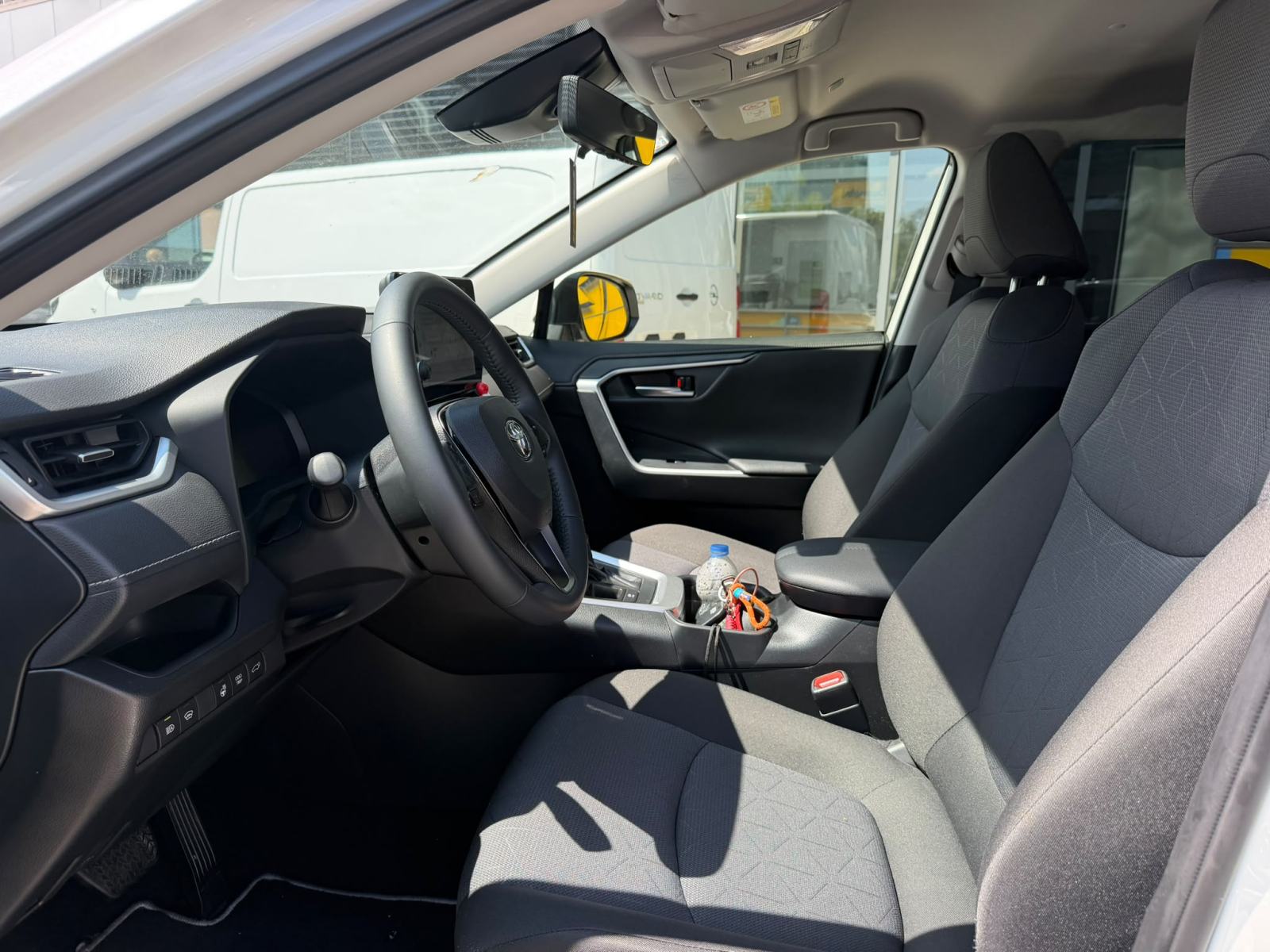 Toyota RAV4 2.5 HSD Active Drive automatik, fotografija 9