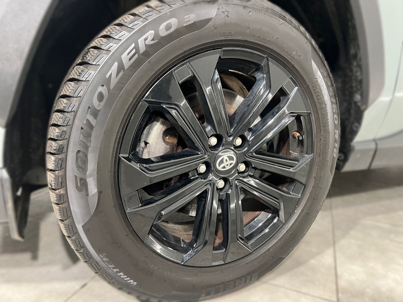 Toyota RAV4 2.5 HSD HYBRID 4x2 E-CVT ELEGANT - 3 godine jamstva, fotografija 11