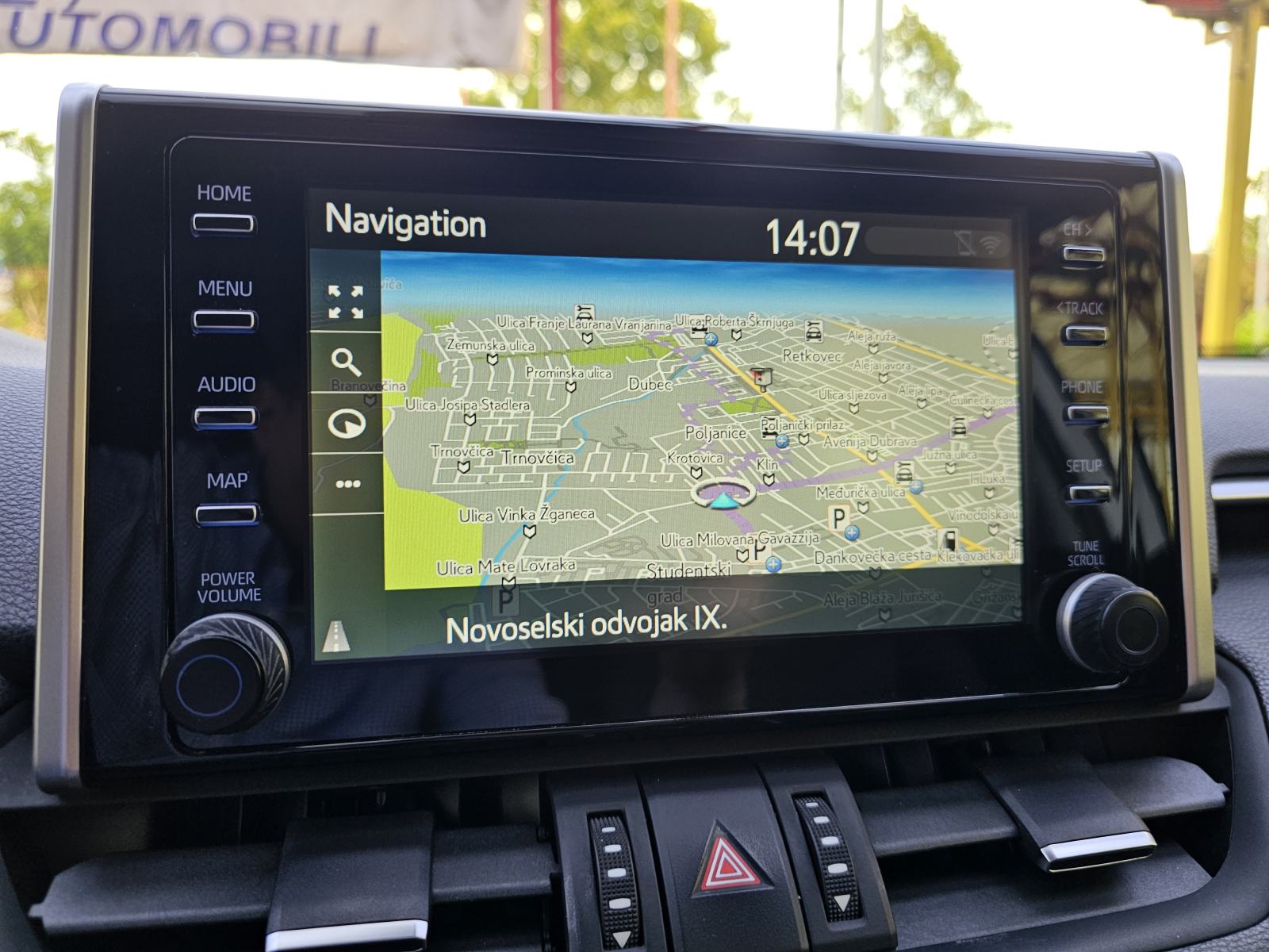 TOYOTA*RAV4*2.5 HYB-218KS*AUT*2021.G*KAMERA*NAVI*FULL LED*29980E, fotografija 17