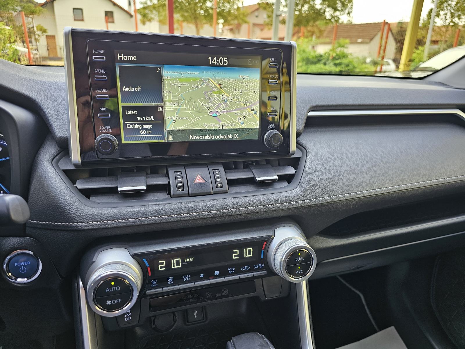 TOYOTA*RAV4*2.5 HYB-218KS*AUT*2021.G*KAMERA*NAVI*FULL LED*29980E, fotografija 12