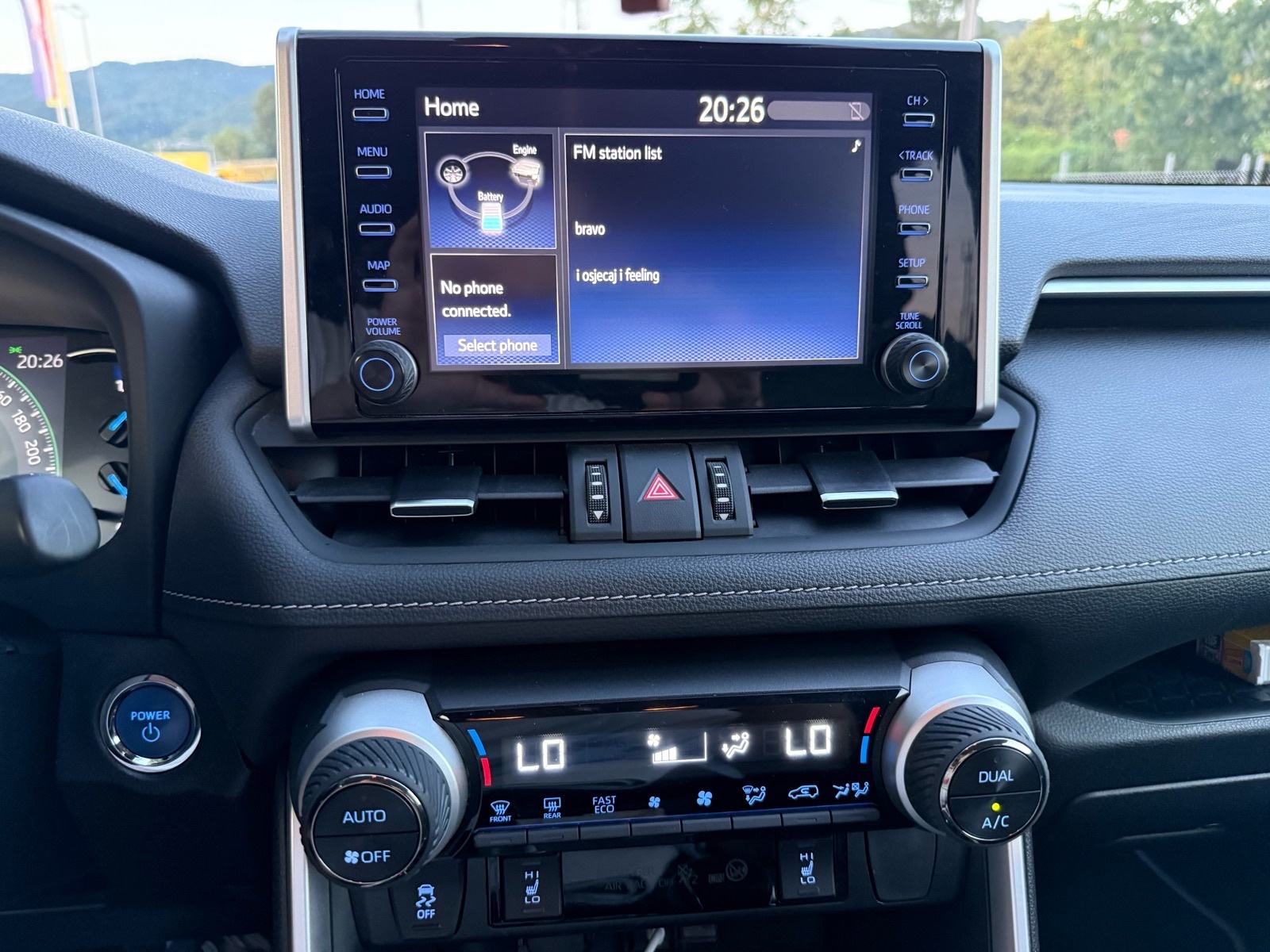 Toyota RAV4 2,5 HYBIRD, fotografija 10
