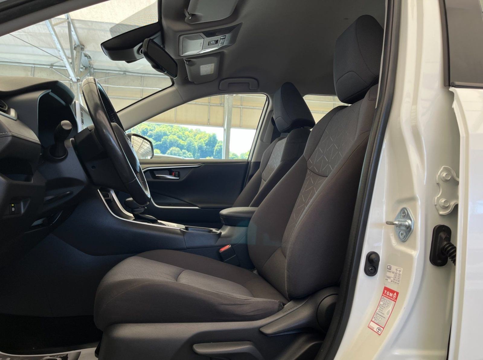 Toyota RAV4 2.5 Hybrid 218KS E-CVT Comfort, fotografija 9