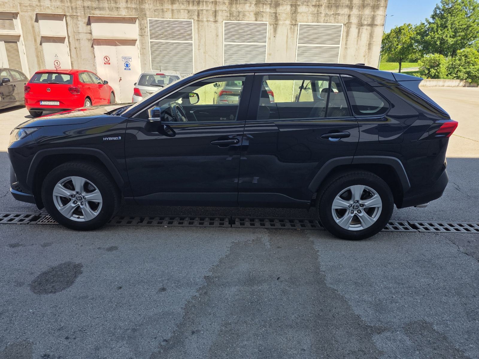 Toyota RAV4 2,5 Hybrid Automatik,2022 god,Garancija,Kamera,Servisna, fotografija 3