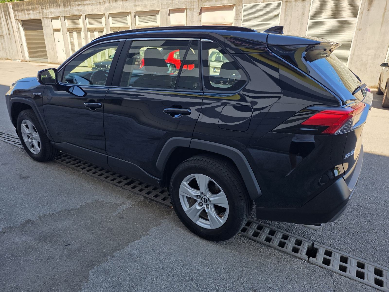 Toyota RAV4 2,5 Hybrid Automatik,2022 god,Garancija,Kamera,Servisna, fotografija 10