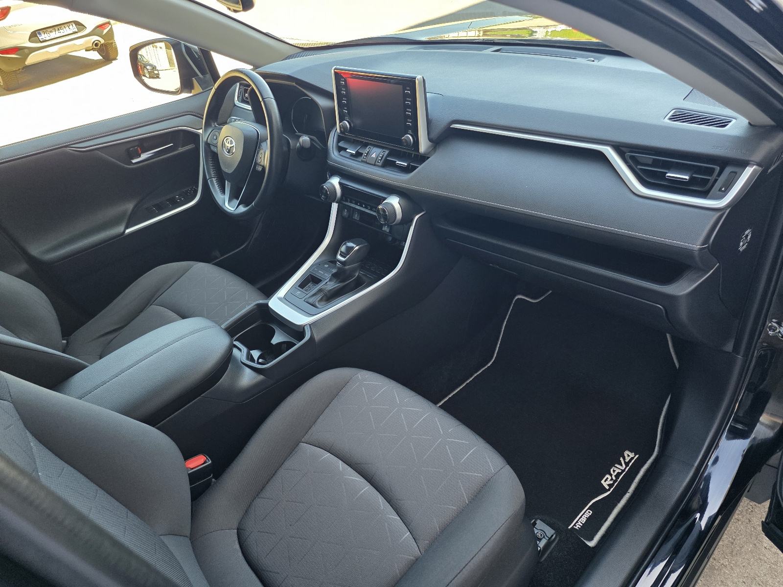 Toyota RAV4 2,5 Hybrid Automatik,2022 god,Garancija,Kamera,Servisna, fotografija 16