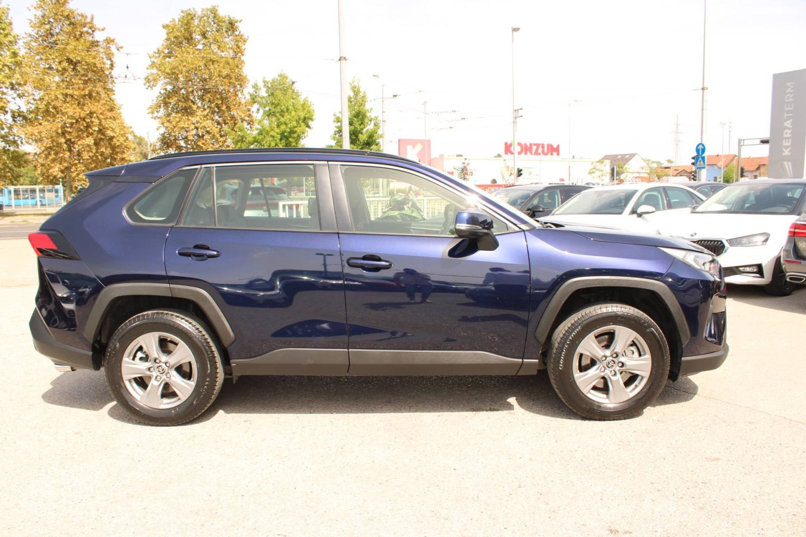 Toyota RAV4 2.5 Hybrid AUTOMATIK *LED, NAVIGACIJA, KAMERA*, fotografija 4