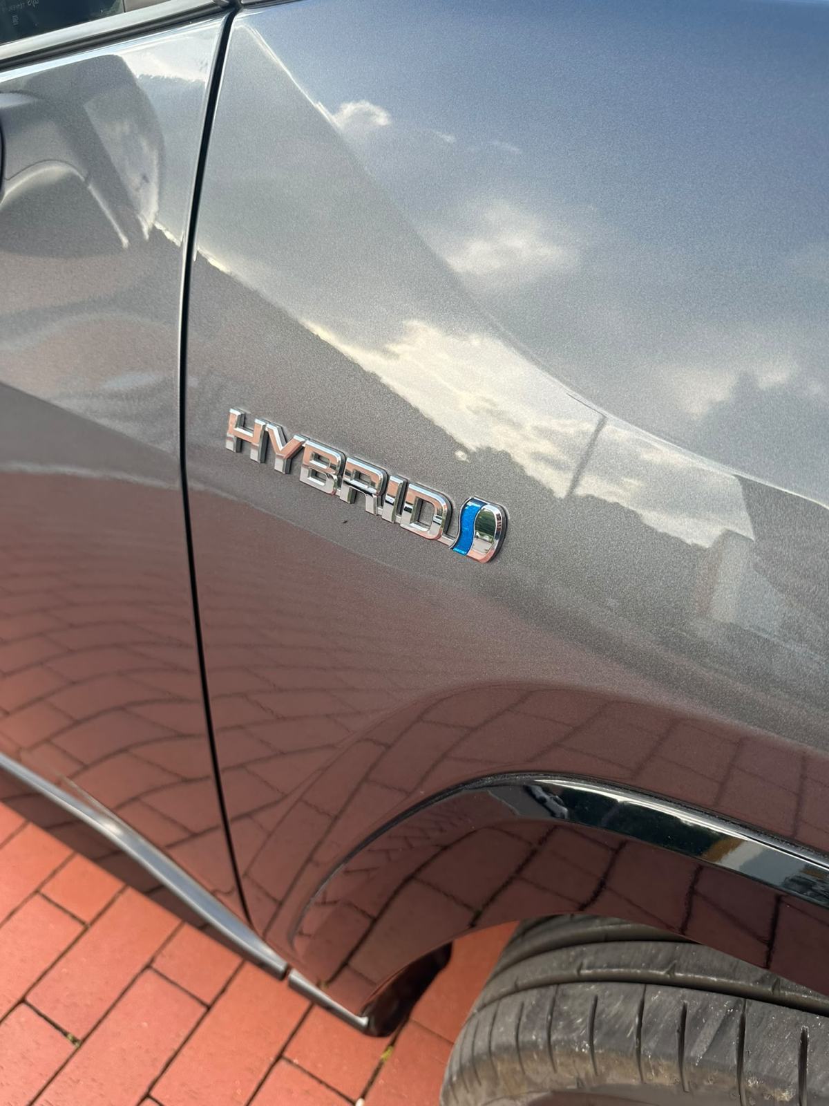 Toyota RAV4 2.5 Hybrid AWD-i Lounge | 222 KS | 4x4 | koža | JBL, fotografija 9