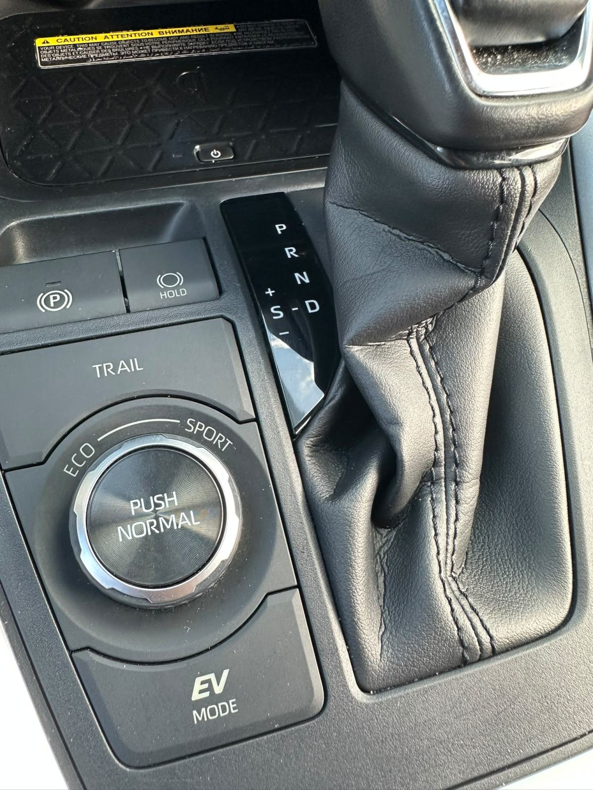 Toyota RAV4 2.5 Hybrid AWD-i Lounge | 222 KS | 4x4 | koža | JBL, fotografija 10