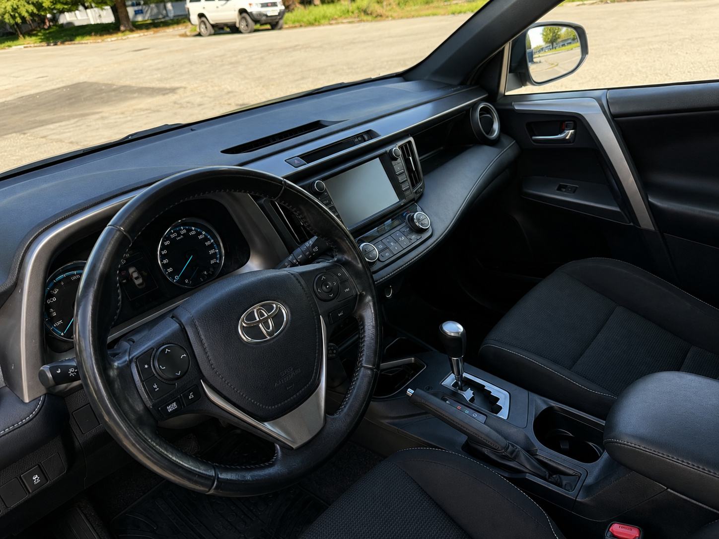 Toyota RAV4 2,5 Hybrid, garancija, 1. vlasnik, fotografija 5