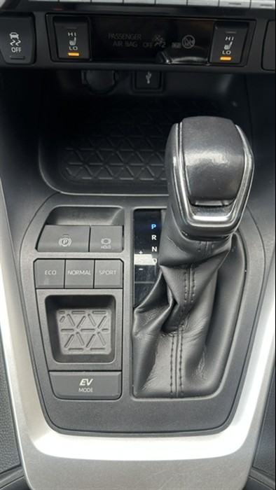 Toyota RAV4 2.5 Hybrid , LED, Kamera, Navi, Servisna, Jamstvo..., fotografija 15