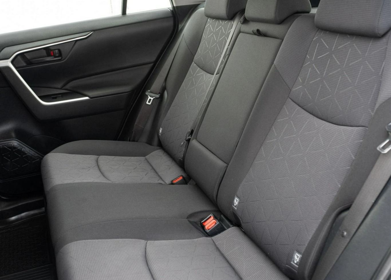Toyota RAV4 2,5 HYBRID - LED, NAVI, KAMERA, ACC, fotografija 11