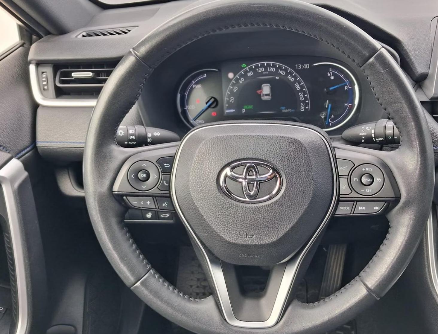 Toyota RAV4 2,5 HYBRID - LED, NAVI, KAMERA, fotografija 10