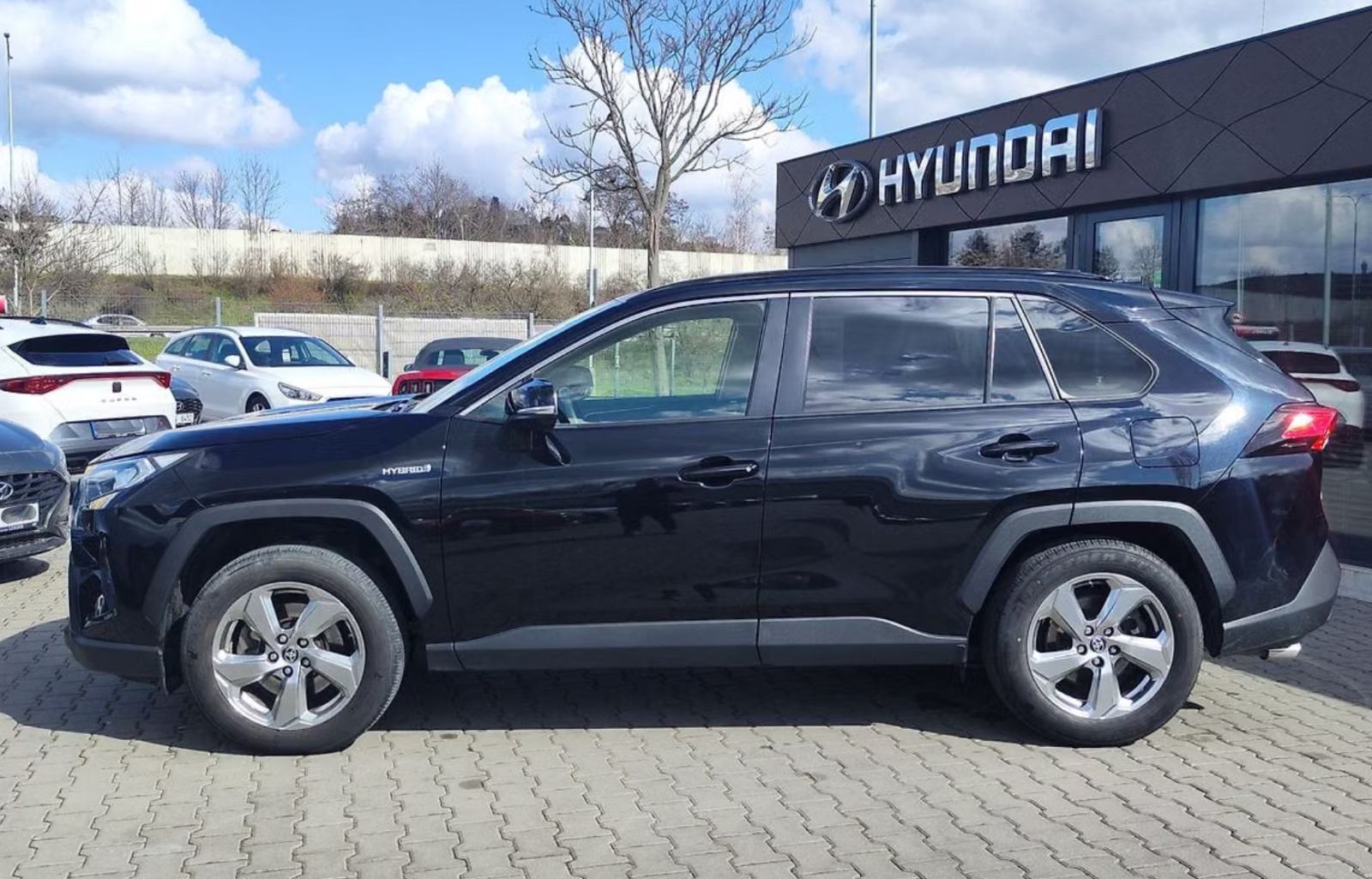 Toyota RAV4 2,5 HYBRID - LED, NAVI, KAMERA, fotografija 5