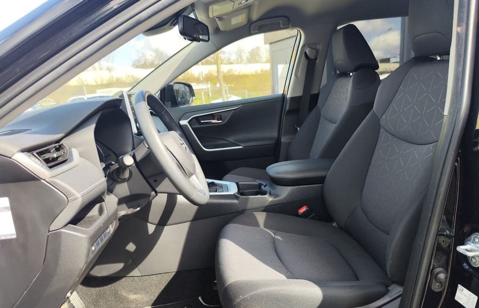 Toyota RAV4 2,5 HYBRID - LED, NAVI, KAMERA, fotografija 8