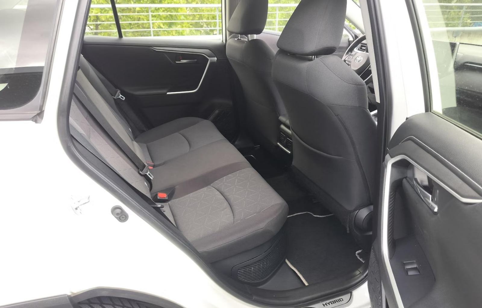 Toyota RAV4 2,5 HYBRID - LED, NAVI, KAMERA, fotografija 11