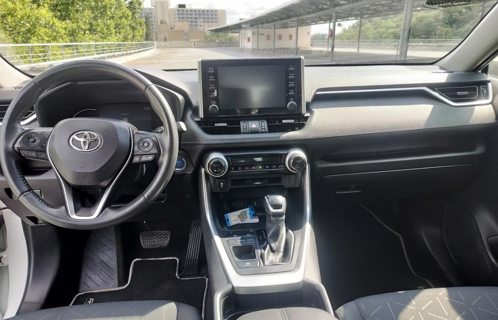 Toyota RAV4 2,5 HYBRID - LED, NAVI, KAMERA, fotografija 9