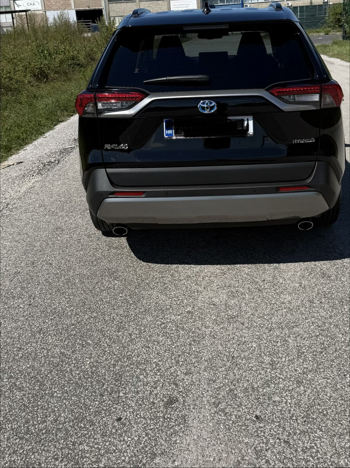 Toyota RAV4 2.5 Hybrid Style Tech,1. vlasnik, Toyota jamstvo, fotografija 3