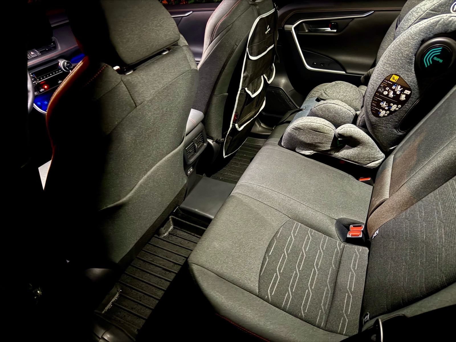 Toyota RAV4 2.5, Plug In Hybrid, 306KS 4x4, fotografija 9